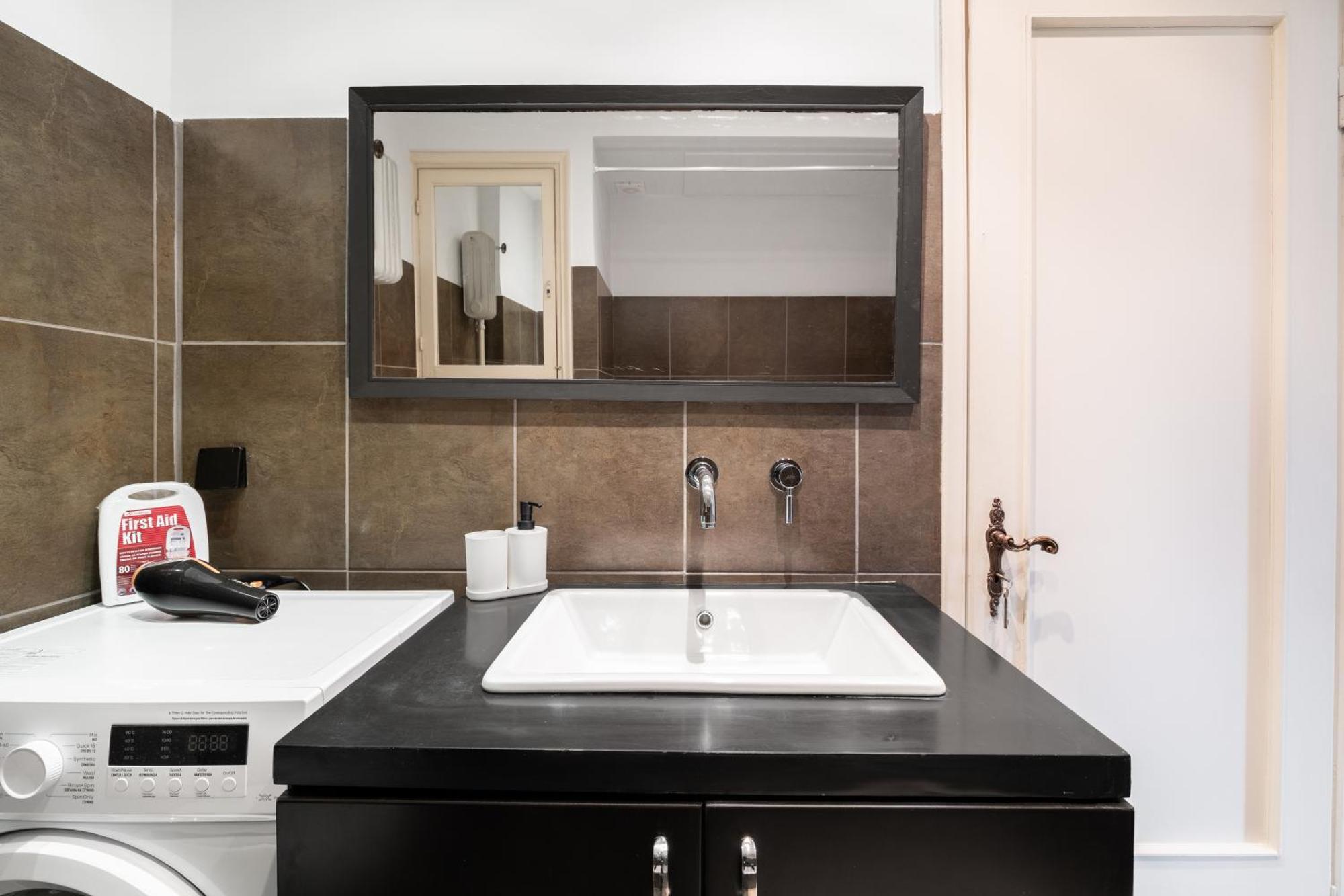Super Central Apartment In Syntagma By Athenian Keys Εξωτερικό φωτογραφία